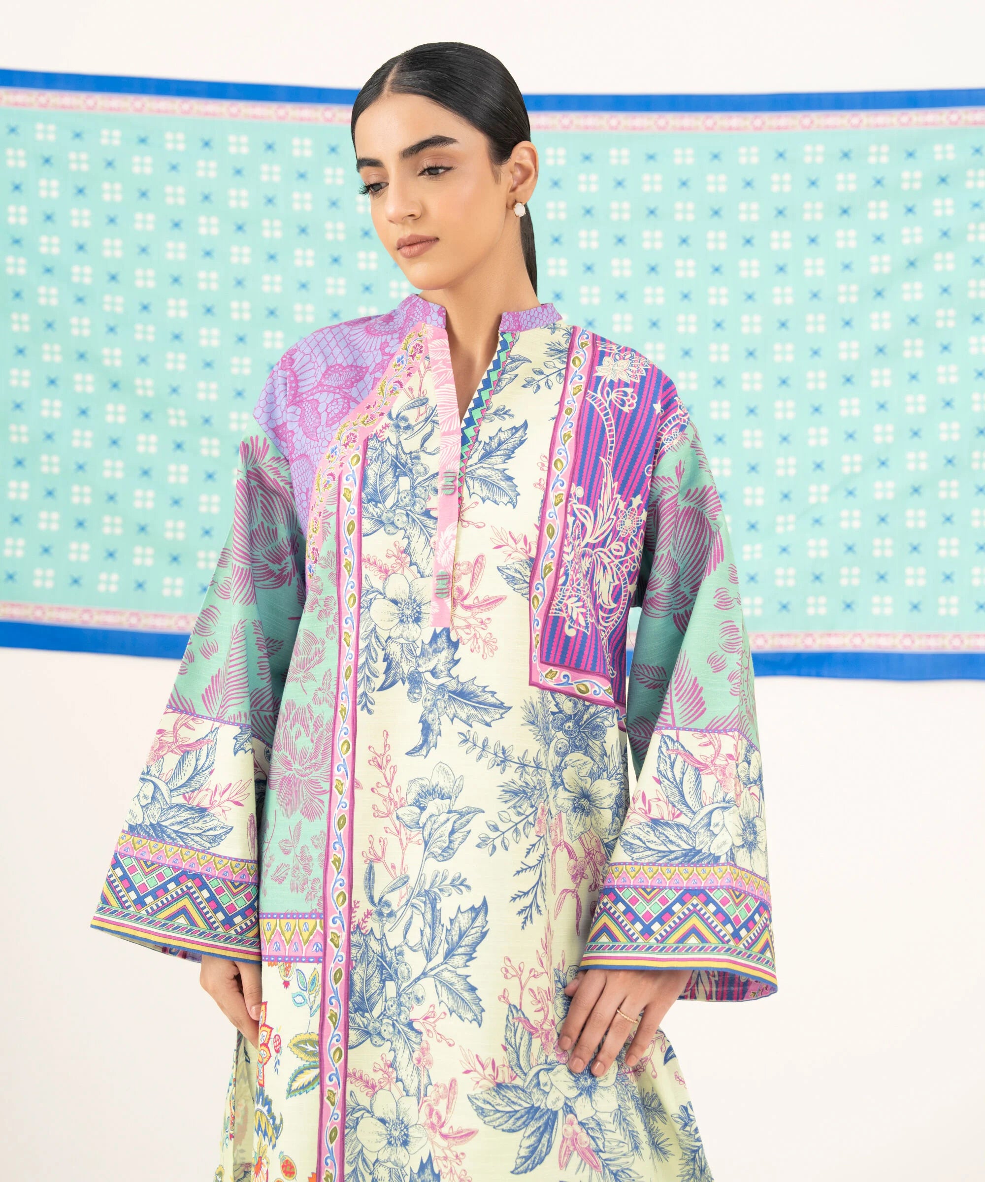 2 Piece - Printed Khaddar Suit